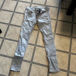 Excellent condition. No flaws. Light blue colour